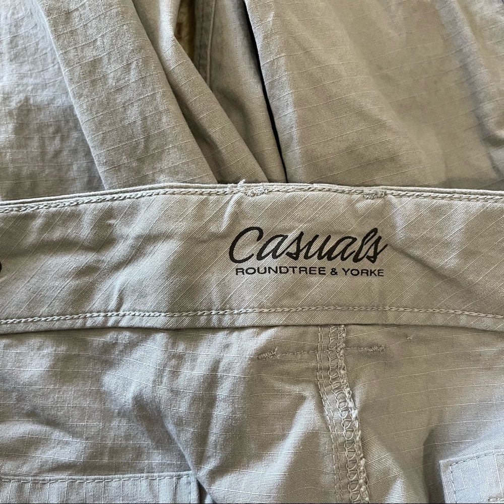 Classic Fit Big Man Cargo Shorts - Picture 9 of 14